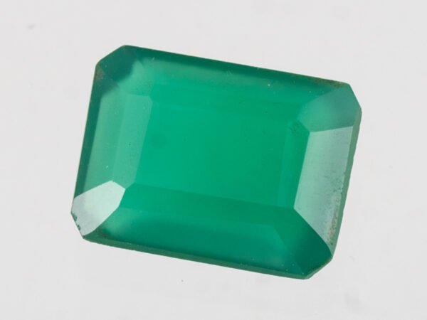 certified-natural-green-onyx-stone-5-02-carat-5-52-ratti-29-top-view