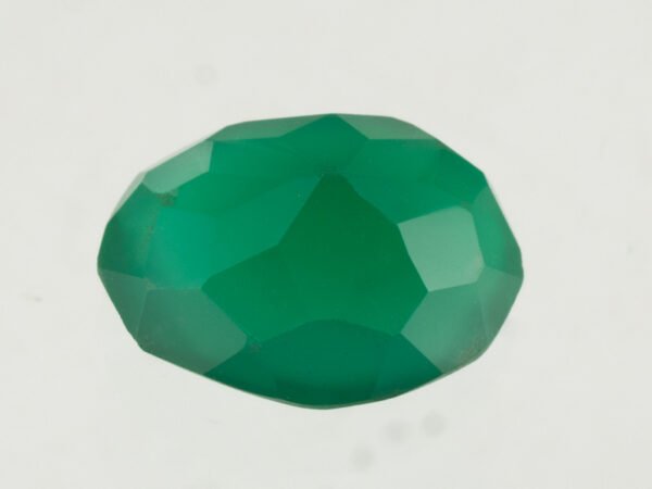 certified-natural-green-onyx-stone-5-02-carat-5-52-ratti-42-back-view