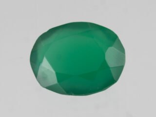 Green Onyx Stone Onex 5.26 carat actual size oval cut