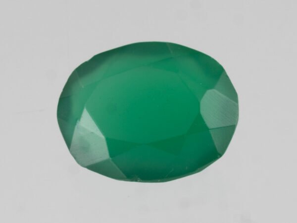 Green Onyx Stone Onex 5.26 carat actual size oval cut