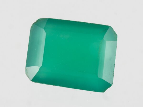 certified-natural-green-onyx-stone-5-39-carat-5-92-ratti-26-top-view