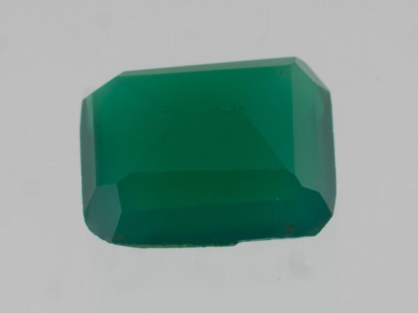 Green Onyx Stone 5.45 carat top view octagon cut Onex Ratna