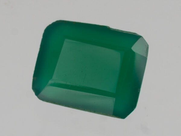 Green Onyx Stone Onex 5.45 carat actual size octagon cut