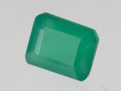 Green Onyx Stone Onex 5.52 carat actual size octagon cut