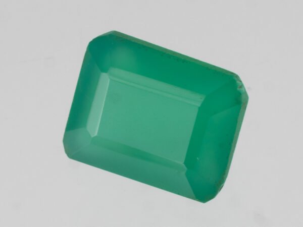 Green Onyx Stone Onex 5.52 carat actual size octagon cut