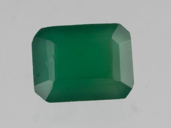 Green Onyx Stone Onex 5.64 carat actual size octagon cut