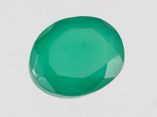 certified-natural-green-onyx-stone-5-81-carat-6-38-ratti-36-top-view