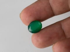 Green Onyx Stone 6.01 carat side view oval cut gemstone