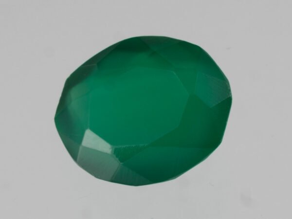 Green Onyx Stone Onex 6.01 carat actual size oval cut