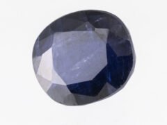 Natural Iolite Stone Kaka Neeli 5.24 carat top view blue oval mix cut