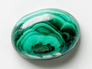 Natural Malachite Stone 13.51 Carat (14.85 Ratti) Oval Cabochon
