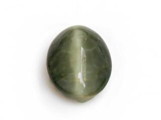 Quartz Cats Eye Lahsuniya 5.19 Carat top view gray cabochon