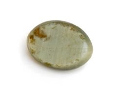 Quartz Cats Eye Lahsuniya 5.68 Carat back view gray cabochon
