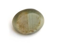 Quartz Cats Eye Lahsuniya 8.14 Carat back view gray cabochon