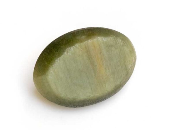 Quartz Cats Eye Lahsuniya 8.20 Carat back view gray cabochon