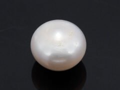 Cultured Pearl Moti 4.69 carat back view rounded surface