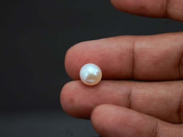 Cultured Pearl Moti 4.86 carat in-hand actual size