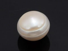 Cultured Pearl Moti 5.52 carat back view rounded surface
