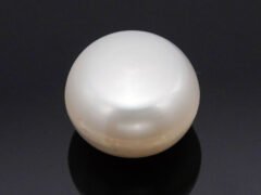 Cultured Pearl Moti 5.72 carat back view rounded surface