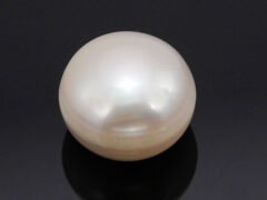 Cultured Pearl Moti 5.72 carat top view creamish white round shape