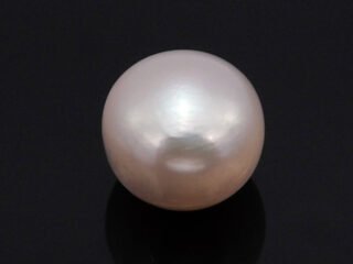 Cultured Pearl Moti 5.72 carat top view creamish white round shape