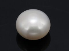 Cultured Pearl Moti 5.80 carat back view rounded surface