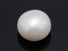 Cultured Pearl Moti 5.83 carat top view creamish white round shape