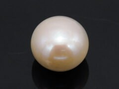 Cultured Pearl Moti 6.07 carat top view creamish white round shape