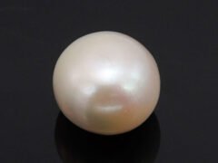 Cultured Pearl Moti 6.24 carat top view creamish white round shape