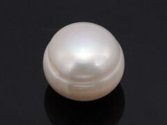 Cultured Pearl Moti 6.24 carat back view rounded surface