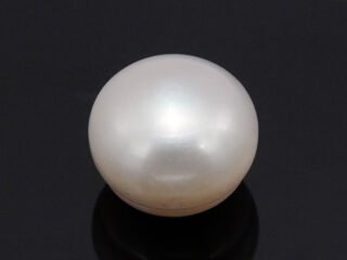 Cultured Pearl Moti 6.24 carat top view creamish white round shape