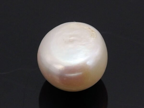 Cultured Pearl Moti 6.25 carat back view rounded surface