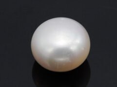 Cultured Pearl Moti 6.39 carat top view creamish white round shape