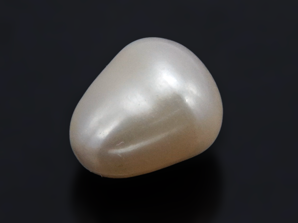 Keshi Pearl Moti 4.60 carat back view baroque surface