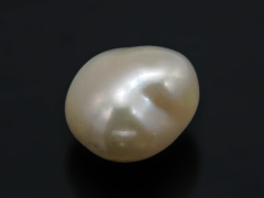 Keshi Pearl Moti 4.73 carat back view baroque surface
