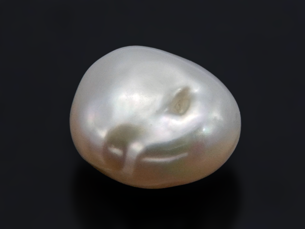 Keshi Pearl Moti 4.76 carat back view baroque surface