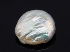Keshi Pearl Moti 5.42 carat back view irregular baroque surface