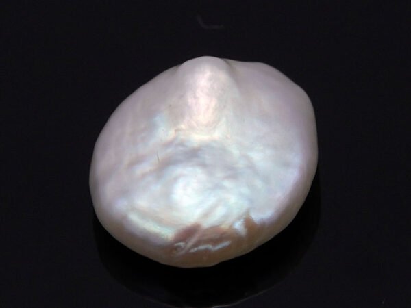 Keshi Pearl Moti 5.61 carat back view irregular baroque surface