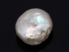 Keshi Pearl Moti 5.70 carat back view irregular baroque surface