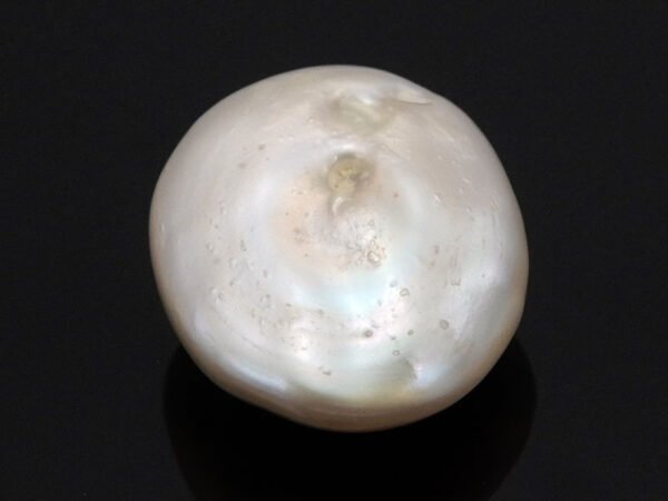 Keshi Pearl Moti 6.07 carat front view creamish white baroque shape