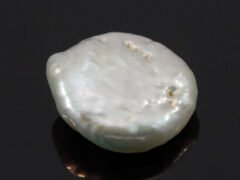 Keshi Pearl Moti 6.13 carat front view creamish white baroque shape