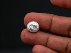 Keshi Pearl Moti 6.21 carat in hand actual size reference