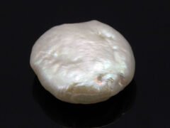 Keshi Pearl Moti 6.40 carat back view irregular baroque surface
