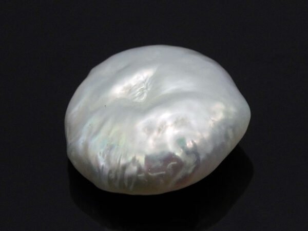 Keshi Pearl Moti 6.43 carat front view creamish white baroque shape