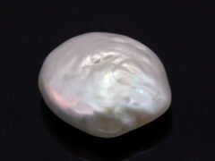 Keshi Pearl Moti 6.57 carat back view irregular baroque surface