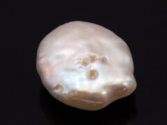 Keshi Pearl Moti 6.60 carat back view irregular baroque surface